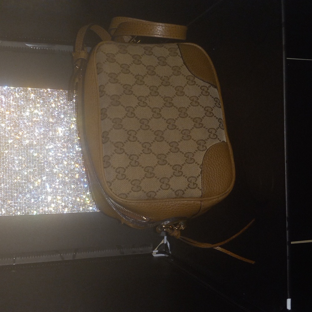 GUCCI Bree Crossbody